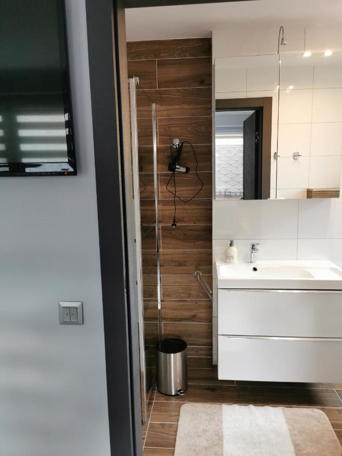 10 Bed And Breakfast Познань Экстерьер фото
